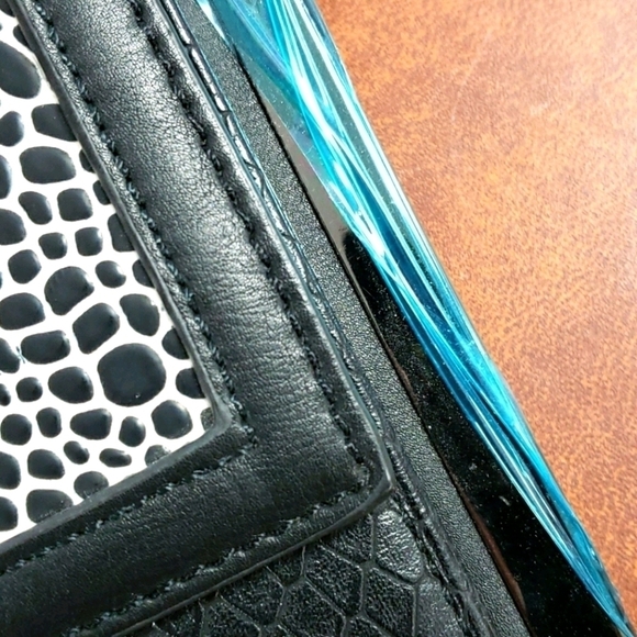 MARKS and Spencer Limited Ed Crossbody Bag NWT - Picture 8 of 14